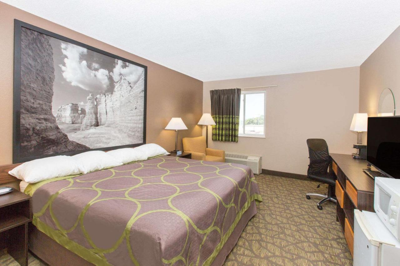 ซูเปอร์ 8 บาย วินด์แฮม เบลวิลล์ Hotel Belleville ภายนอก รูปภาพ
